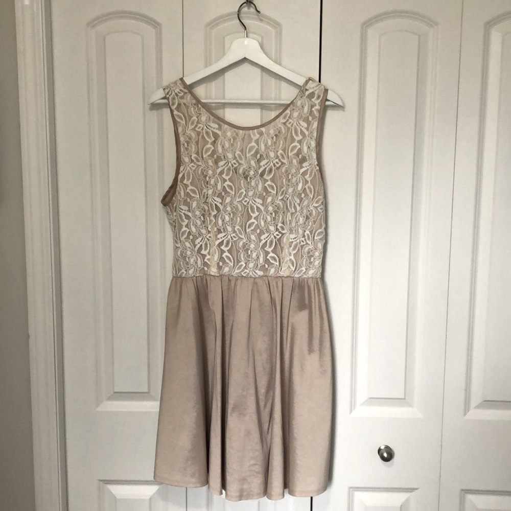 Eclipse Elegant Vintage style event dress
